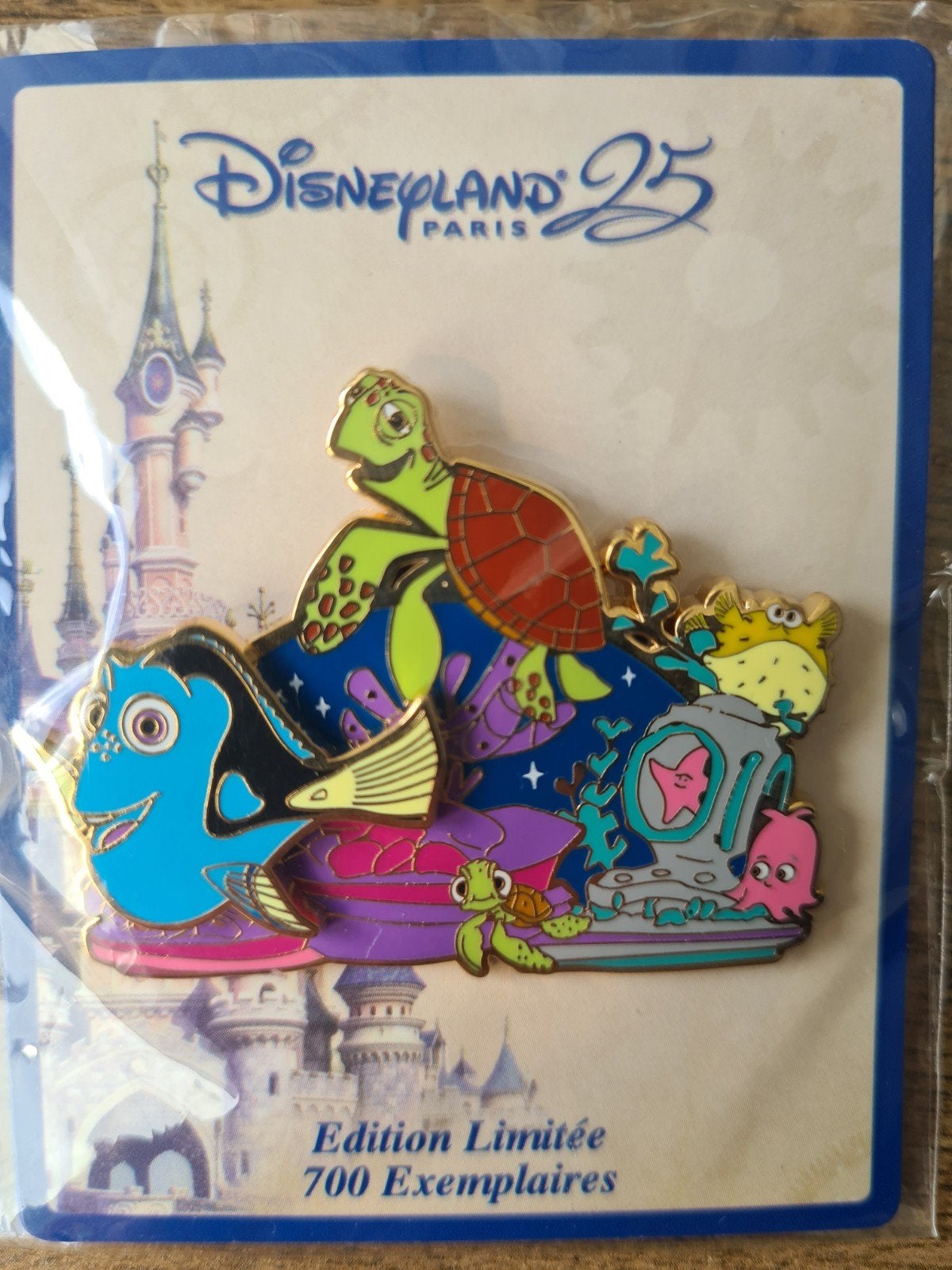 Disneyland Paris 25 - Pin Parade Dory Édition Limitée 700ex., Ophalen of Verzenden, Overige figuren, Nieuw, Beeldje of Figuurtje