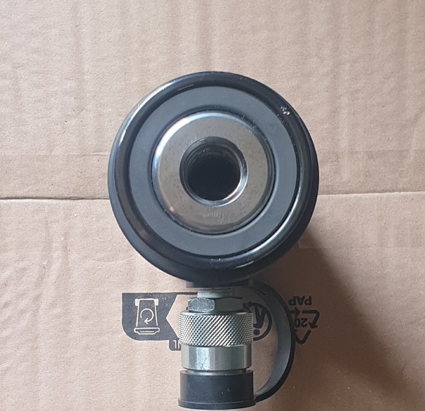 KS Tools Hydraulische holle Zuigercilinder 17 ton, Auto diversen, Ophalen of Verzenden, Zo goed als nieuw