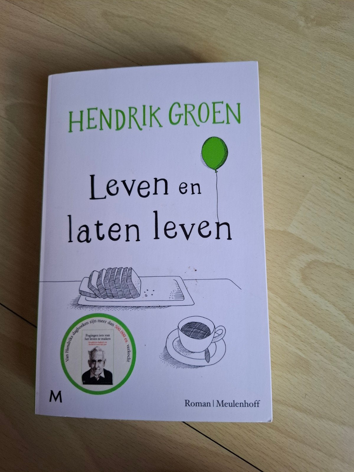 Hendrik Groen leven en laten leven, Ophalen of Verzenden, Zo goed als nieuw