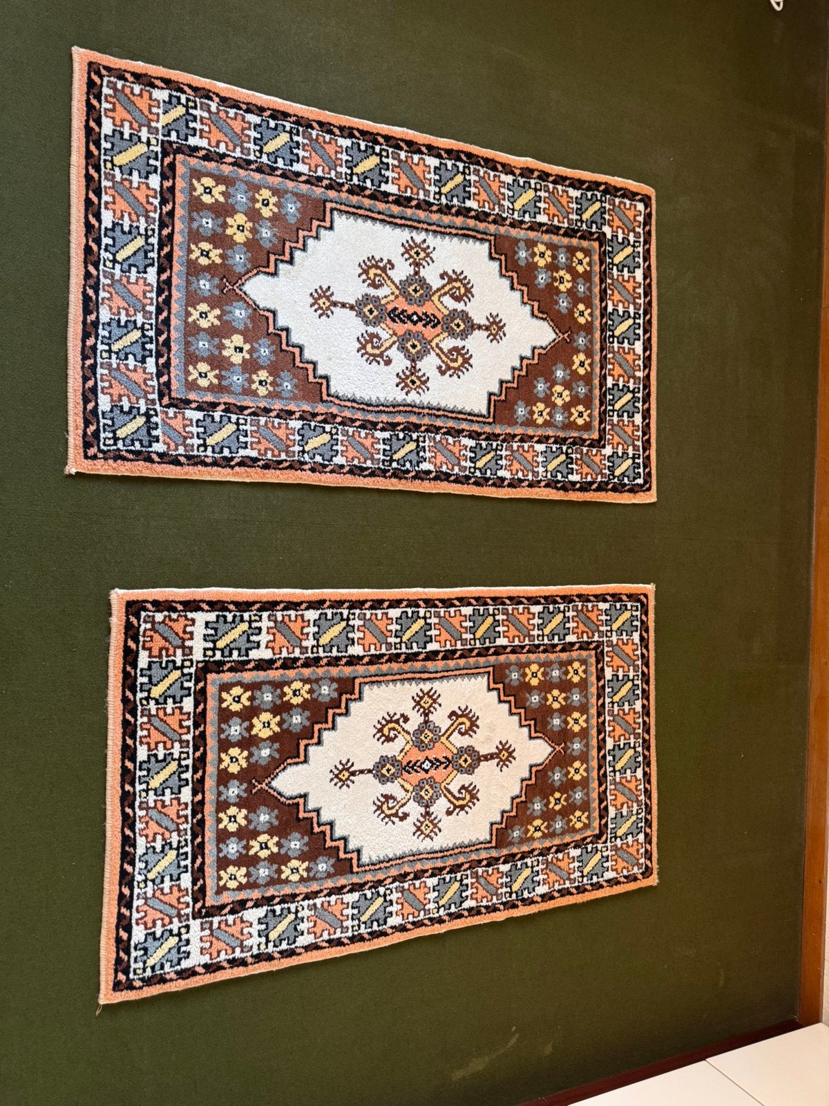 2 Handgeknoopte Tunesische tapijten, Ophalen, Gebruikt, Rechthoekig, 100 tot 150 cm