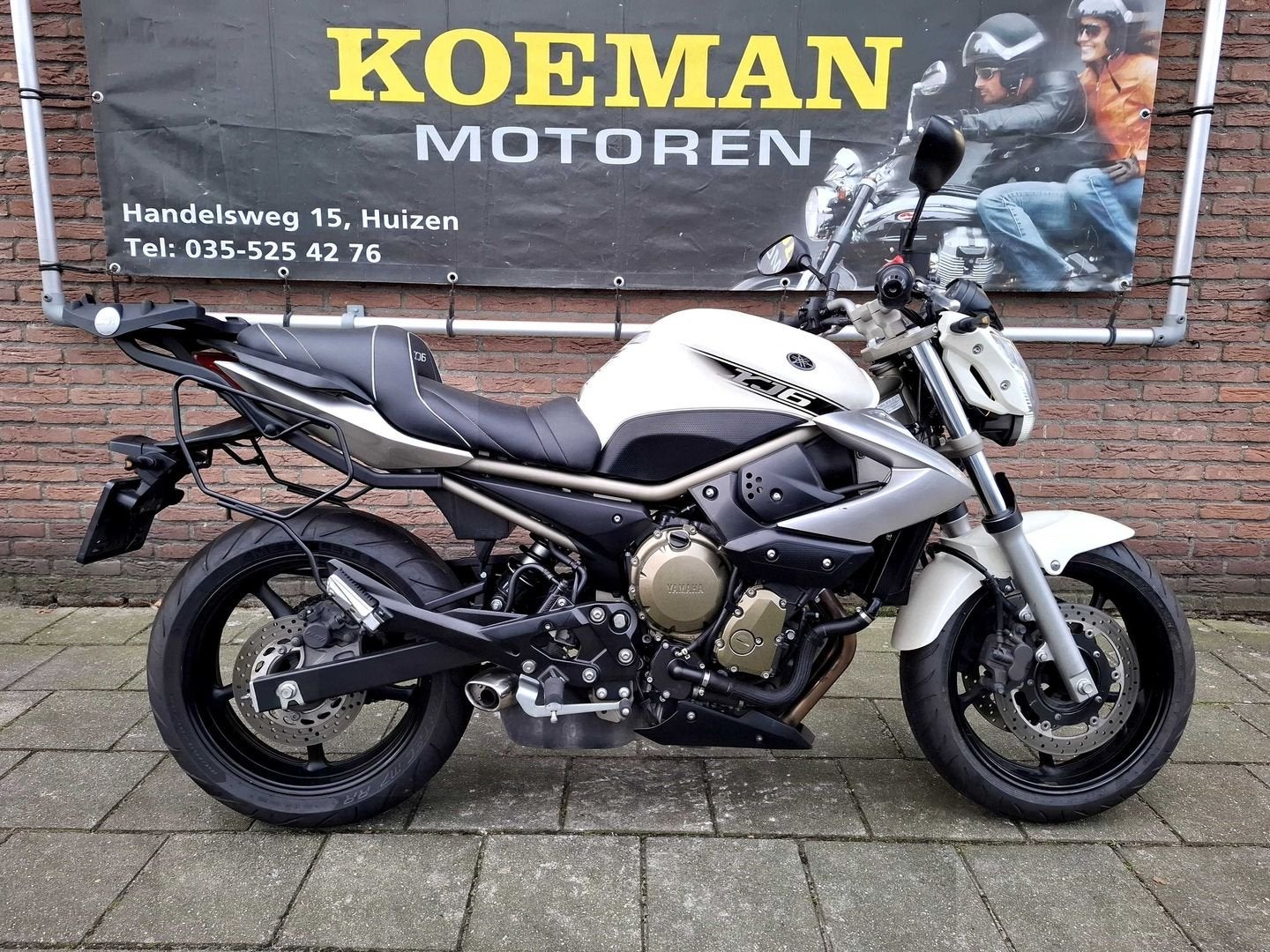 YAMAHA XJ 6 N (bj 2009)  XJ6 23477 KM XJ6N topstaat  XJ6, Motoren, Motoren | Yamaha, 4 cilinders, Motorrijbewijs A, Bedrijf, Onbekend