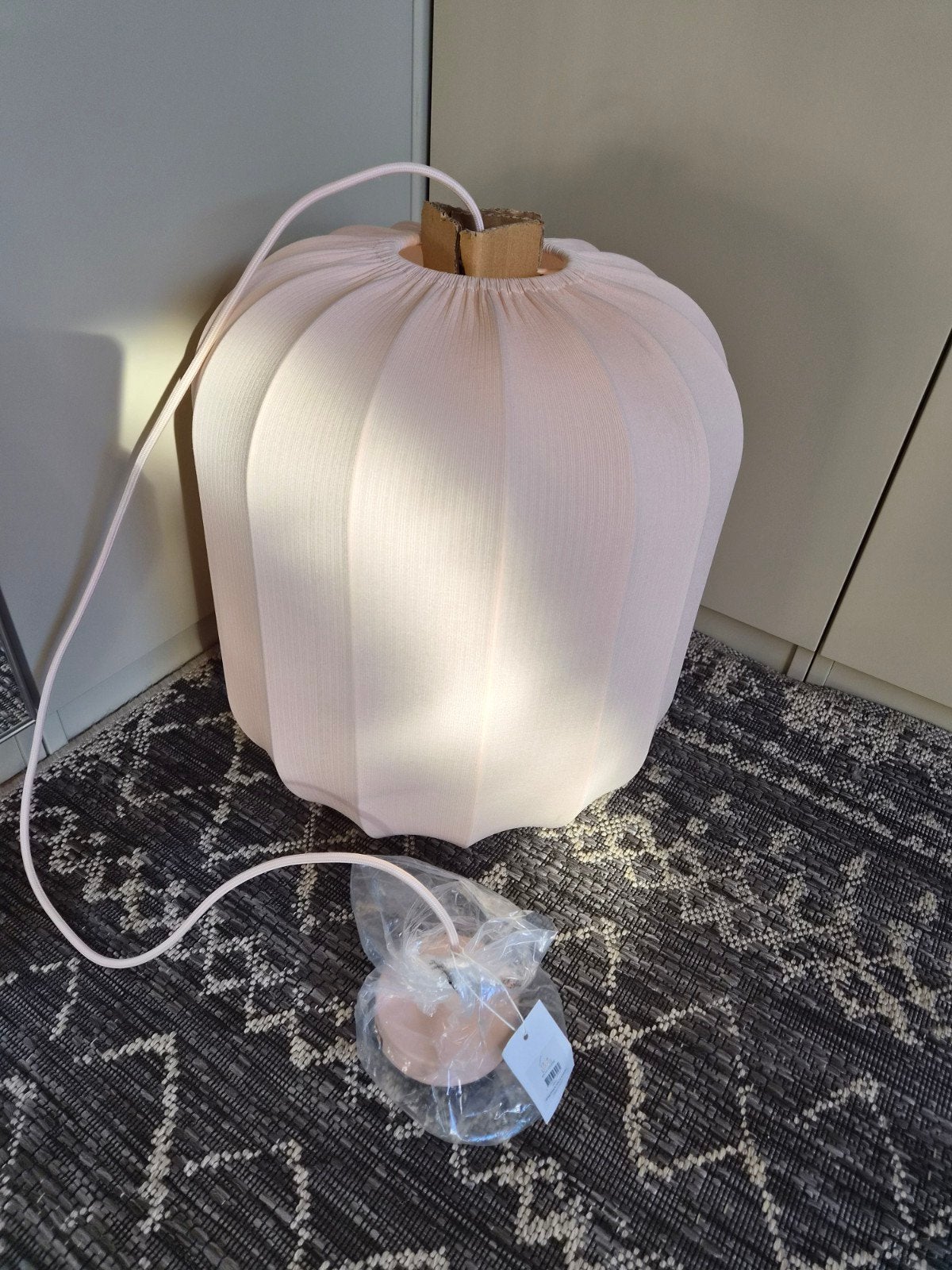 nieuwe oudroze hanglamp, Ophalen of Verzenden, Nieuw, E27 (groot)
