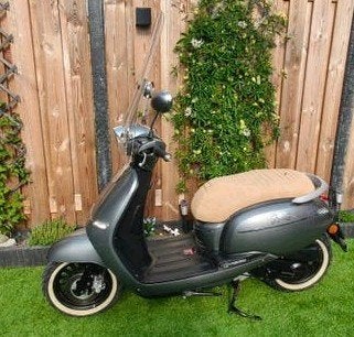 Nette BTC cruise scooter - Slechts 3600 km!, Ophalen, Gebruikt, Benzine, Overige merken