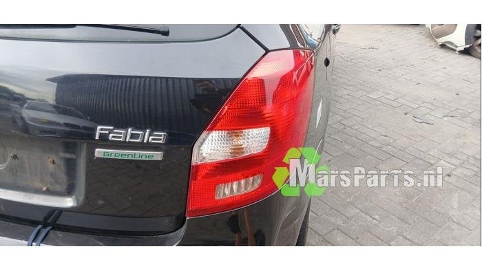 Achterlicht rechts van een Skoda Fabia, Gebruikt, -, -, Ophalen of Verzenden