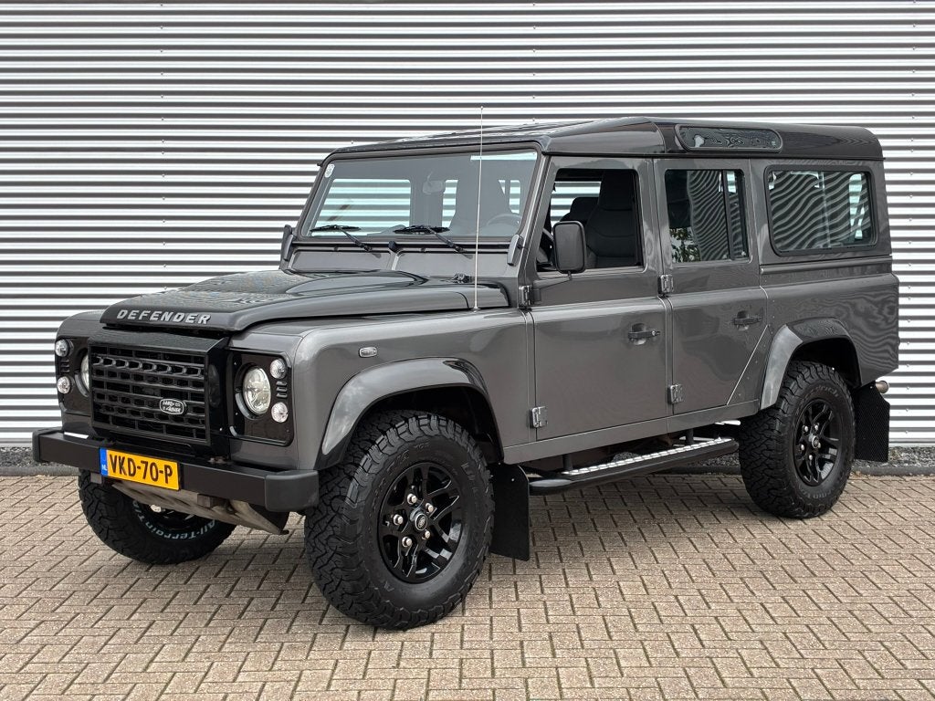 Land Rover Defender 110 2.2 TDCI Adventure Edition/ 7-seater, Auto's, Zwart, 4 cilinders, 122 pk, Leder