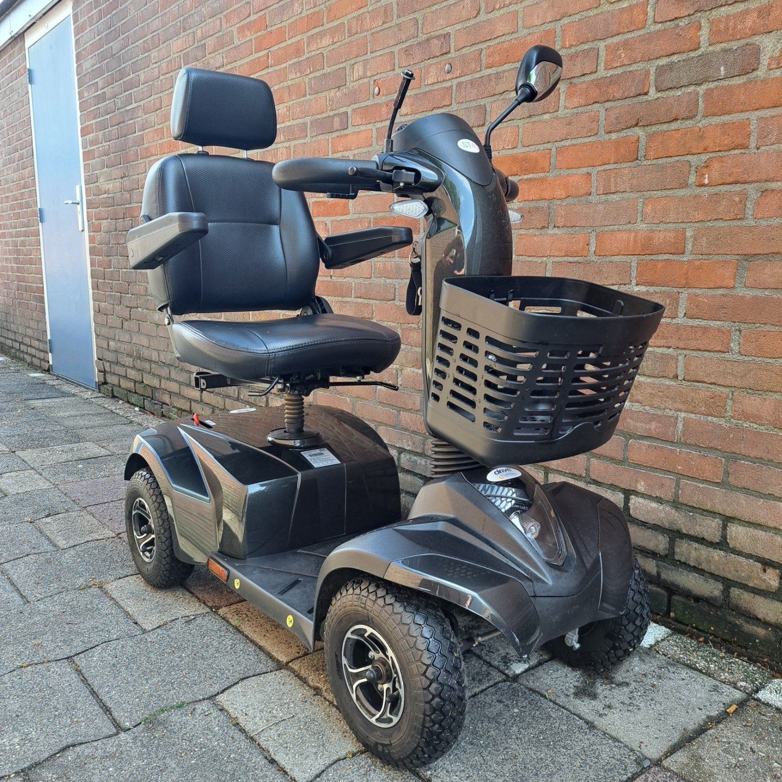 Scootmobiel drive st4d NIEUWSTAAT, Ophalen of Verzenden, Zo goed als nieuw, 36 t/m 45 km, 16 km/u of meer