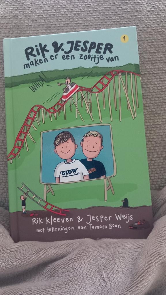Rik & Jesper maken er een zooitje van - Deel 1, Ophalen of Verzenden, Zo goed als nieuw, Rik Kleeven & Jesper Weijs, Fictie