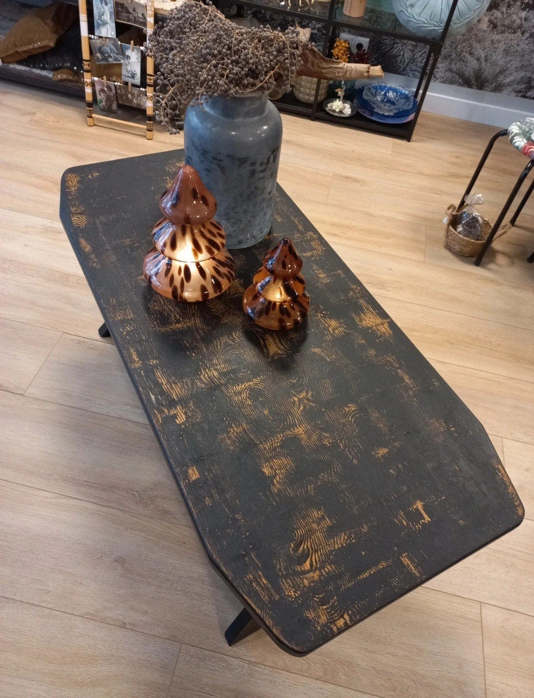 Gerestylede Salontafel in Kloostertafel Stijl, Kloostertafel stijl, Gebruikt, 100 tot 150 cm, 50 tot 75 cm