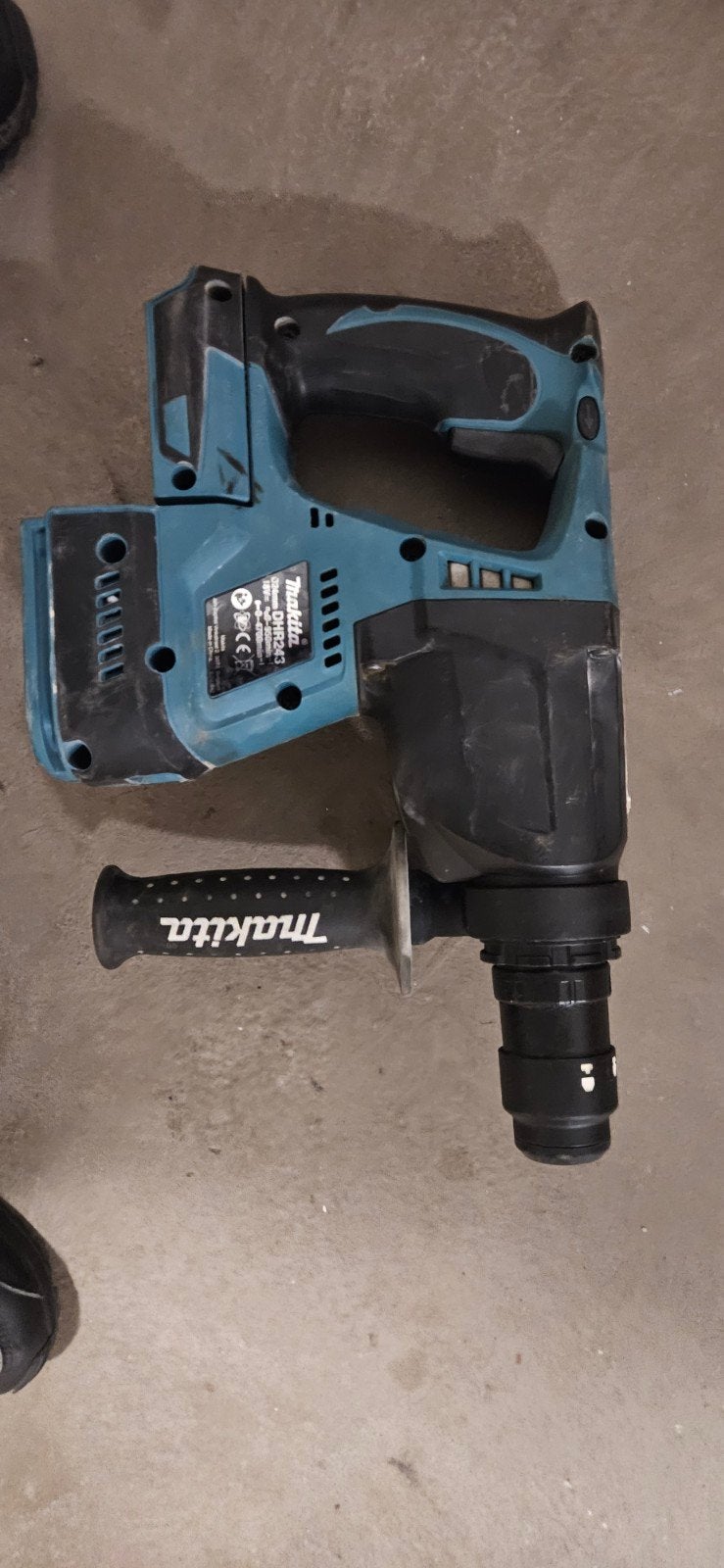 Makita DHR243 Boorhamer - Gebruikt maar in goede staat, Boor- en/of Breekhamer, Ophalen of Verzenden, Variabele snelheid, Gebruikt
