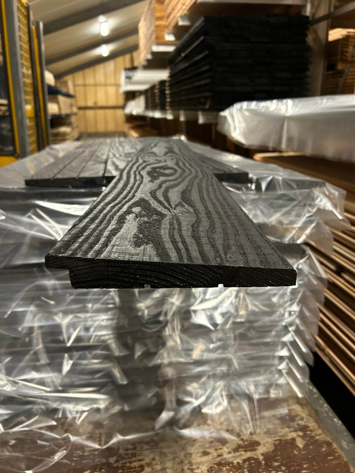 Douglas zweeds rabat 175mm werkend  zwart 30/14mm dik !, Ophalen, Nieuw, 250 cm of meer, Planken