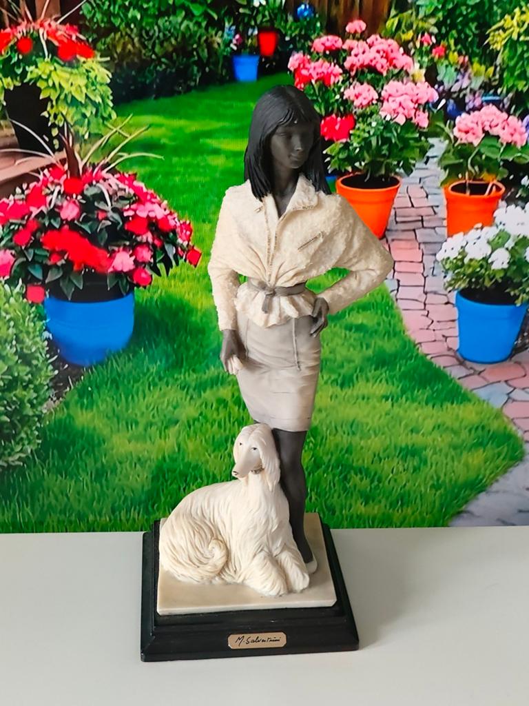 Uniek Italiaans Beeld -M.Salvestrini-Elegante Dame met Hond, Ophalen of Verzenden