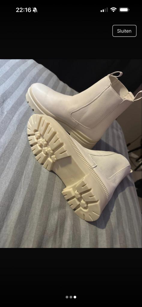 Gloednieuwe Chelsea boots maat 38 met doos, Ophalen of Verzenden, Nieuw, Beige, Lage of Enkellaarzen