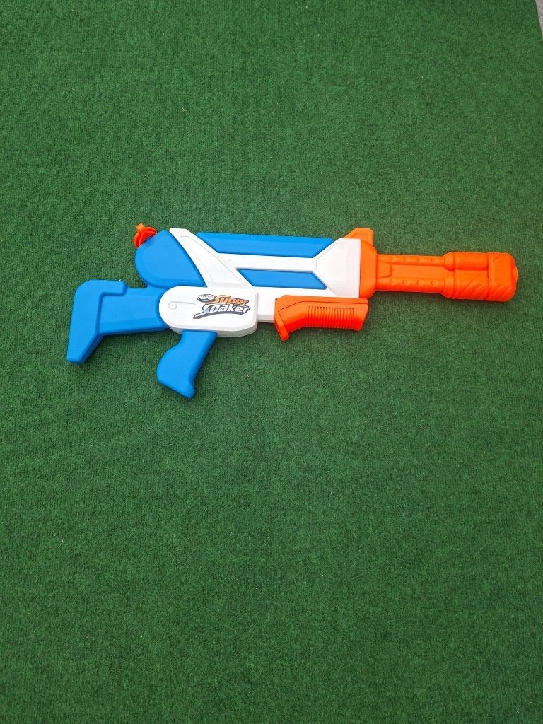 super soaker rifel, Een of twee spelers, Ophalen, Nieuw, Water pistool