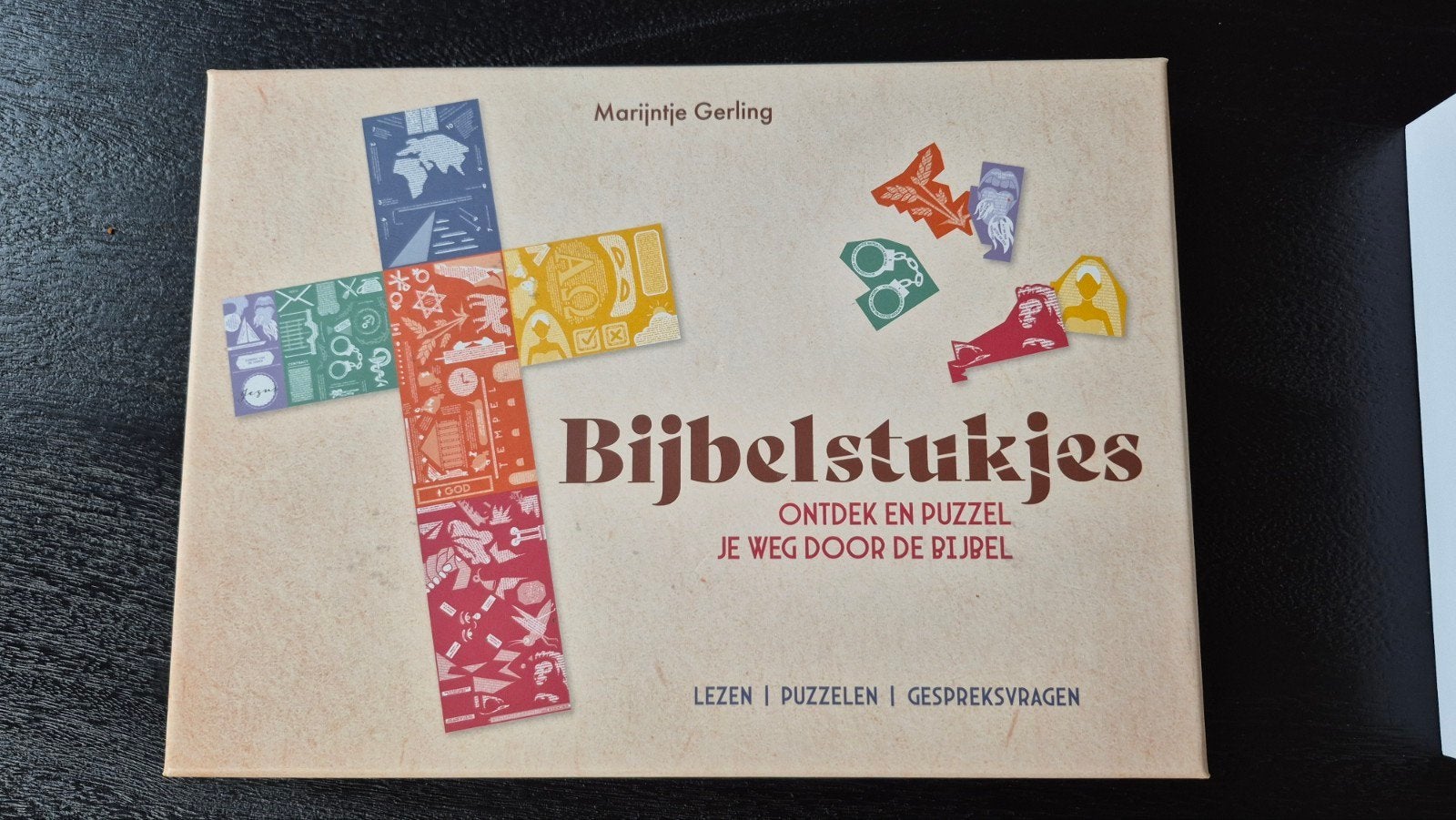 66 Bijbelstukjes - Ontdek en puzzel je weg door de Bijbel, Ophalen of Verzenden, Minder dan 500 stukjes, Zo goed als nieuw, Overige typen