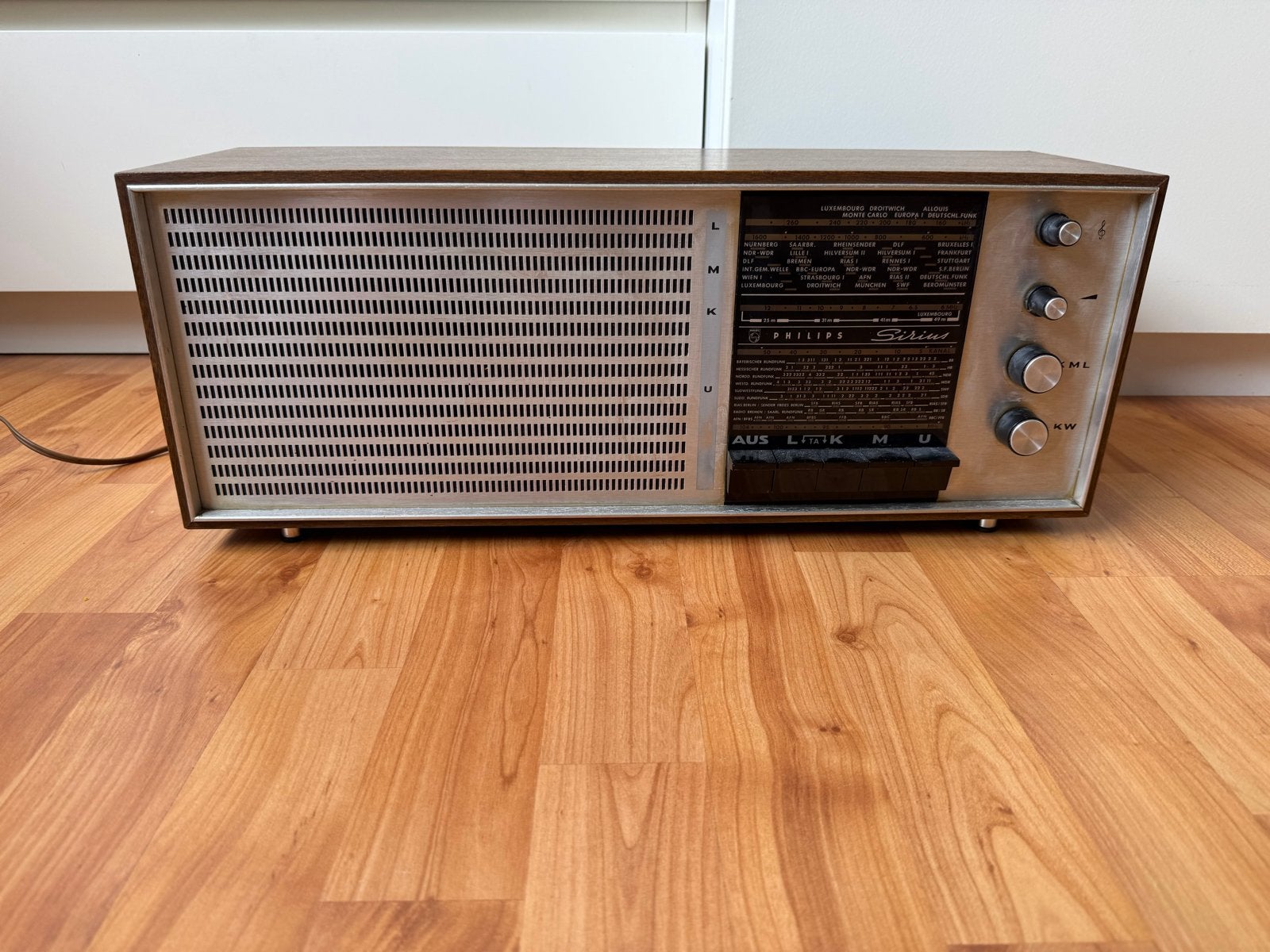 PHILIPS SIRIUS 373 lampenradio - restauratie of onderdelen, Ophalen, Niet werkend, Radio