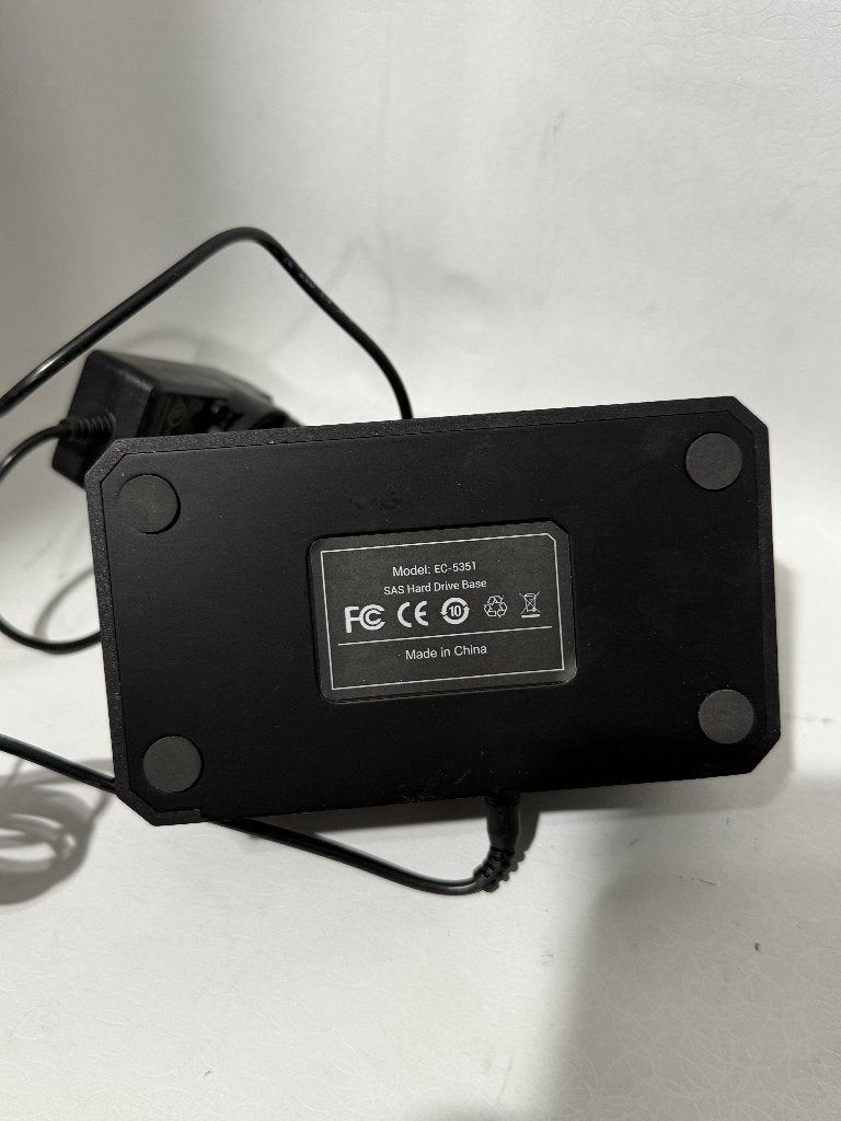 SAS harde schijf dock EC-5351 met netadapter, Gebruikt, Cd, Ophalen of Verzenden, Guaestus Trading