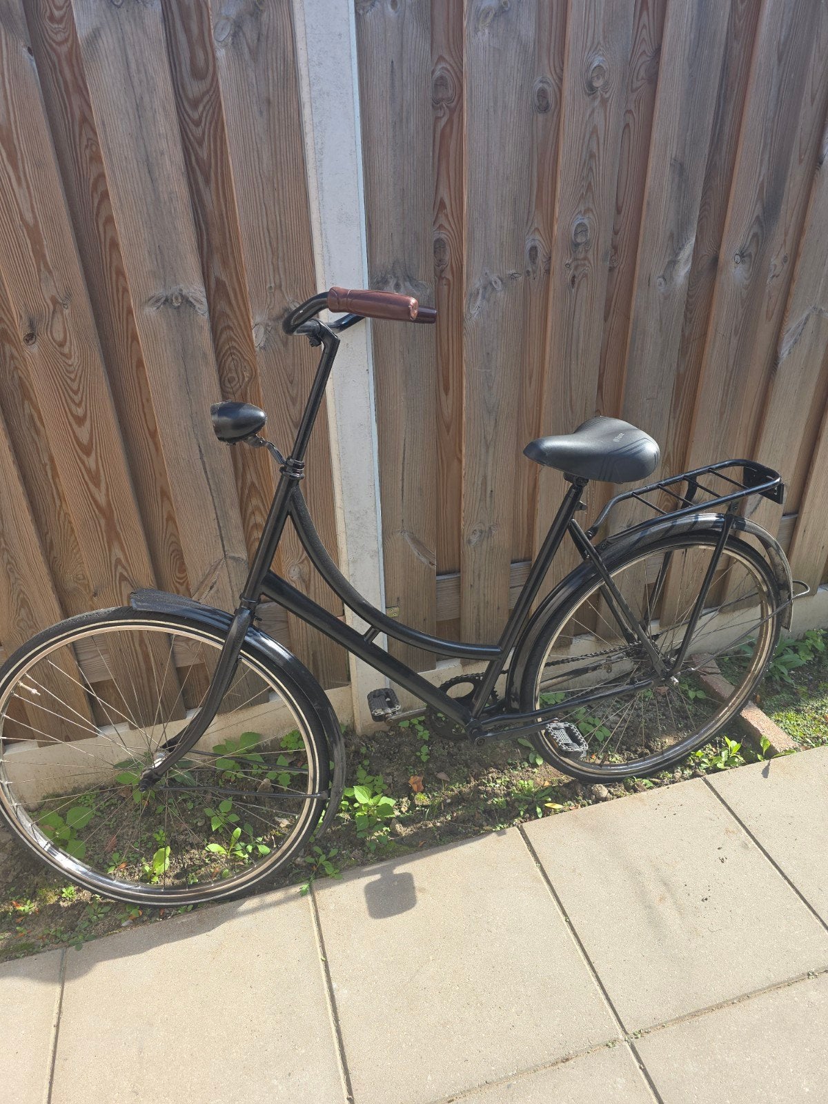 Zwarte damesfiets 28 inches met terugtraprem, Terugtraprem, Ophalen, Overige merken, 53 tot 56 cm