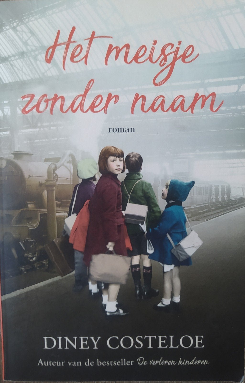 Diney Costeloe - Het meisje zonder naam, Europa overig, Diney Costeloe, Ophalen of Verzenden, Zo goed als nieuw