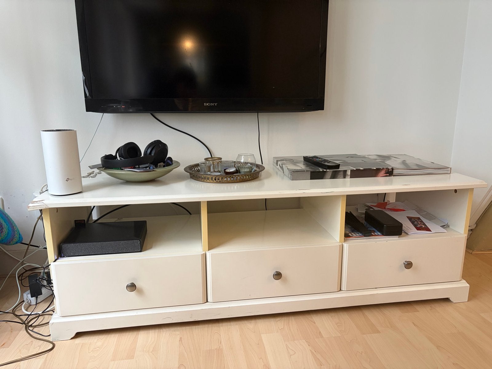 Witte TV-meubel met 3 lades en open vakken, Ophalen, Gebruikt, 100 tot 150 cm, Minder dan 100 cm