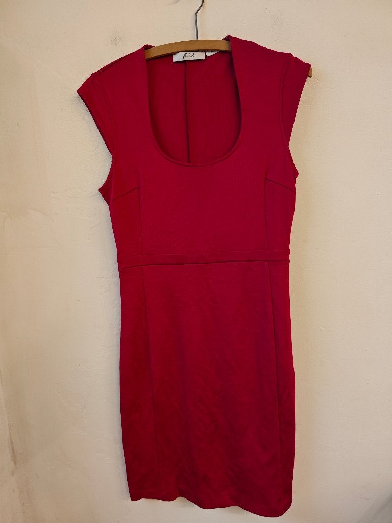Jurk Guess by Marciano, Kleding | Dames, Jurken, Maat 38/40 (M), Ophalen of Verzenden, Zo goed als nieuw, Boven de knie