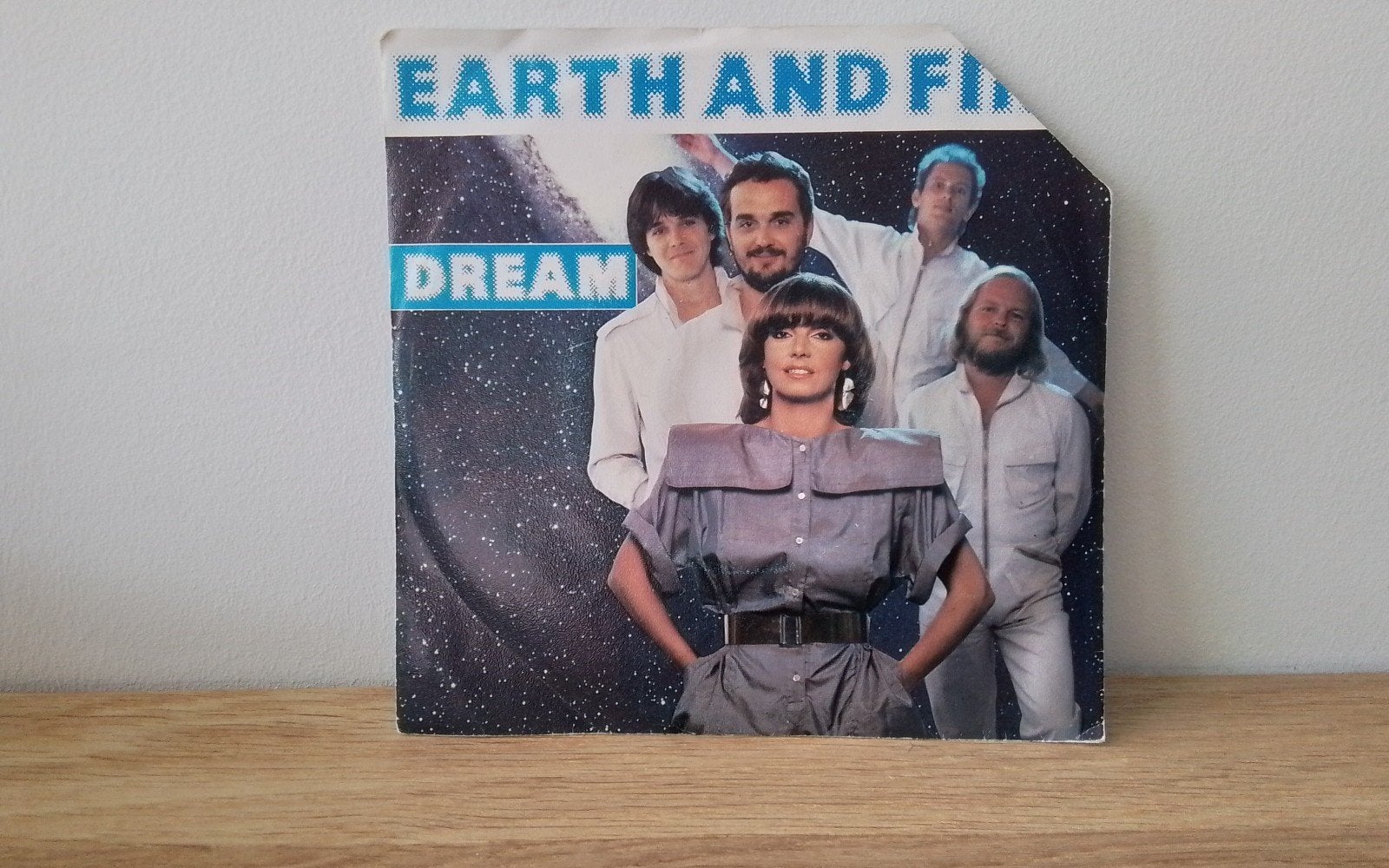 Earth & Fire - dreams, Ophalen of Verzenden