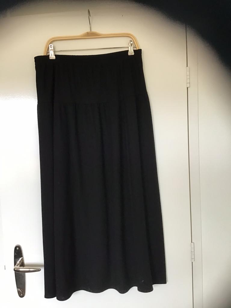 NIEUWE ZWARTE ROK VAN KYRA & KO MAAT 42, Zwart, Maat 42/44 (L), Nieuw, Ophalen of Verzenden
