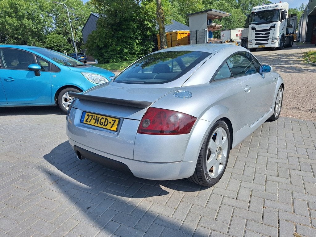 Audi TT 1.8 5V Turbo / Zeer nette auto / APK april 2027, Auto's, Audi, Voorwielaandrijving, TT, Gebruikt, 4 cilinders