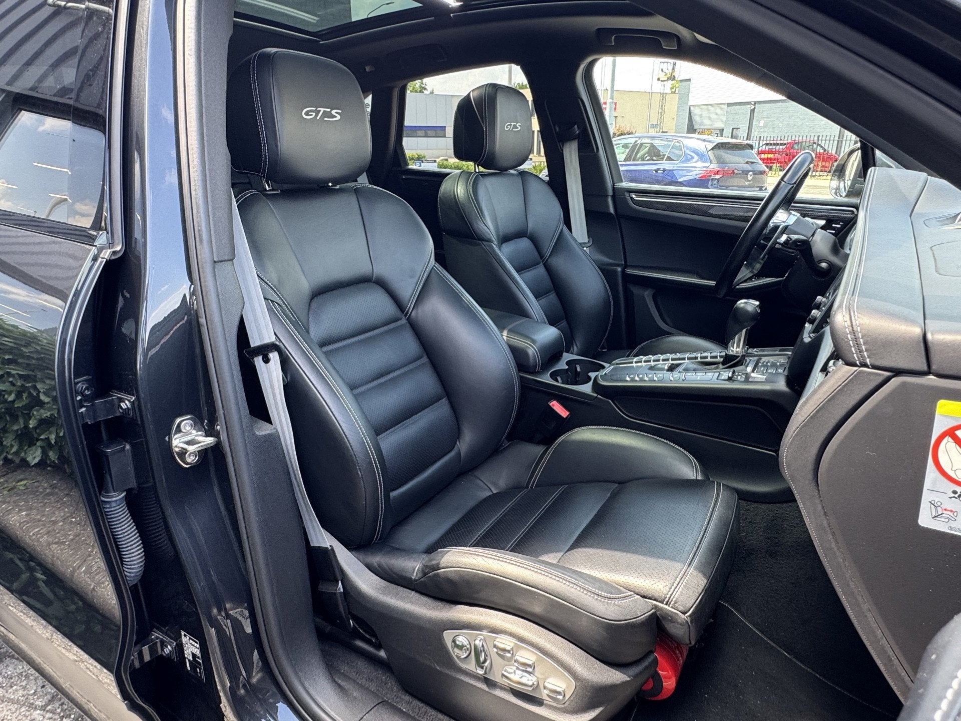 Foto 12 van Porsche Macan 3.0 GTS 361pk PDK Full Options zeer nette staa