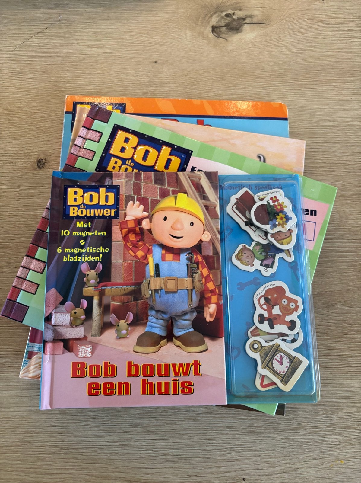 Bob de Bouwer boeken met magneten, Fictie algemeen, Jongen of Meisje, Ophalen of Verzenden, Zo goed als nieuw