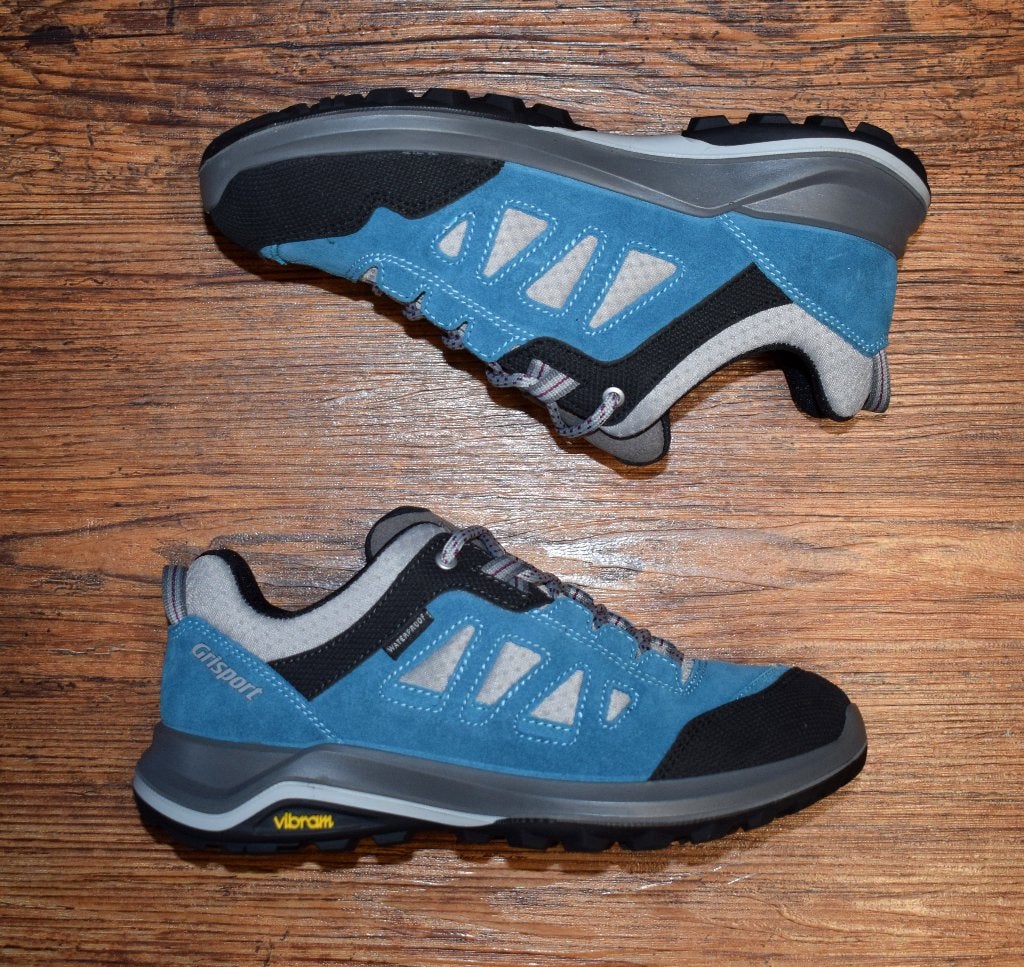 GRISPORT - Burano Low wandelschoen 14305 Azure - maat 37, Kleding | Dames, Schoenen, Blauw, Nieuw, Grisport, Wandelschoenen