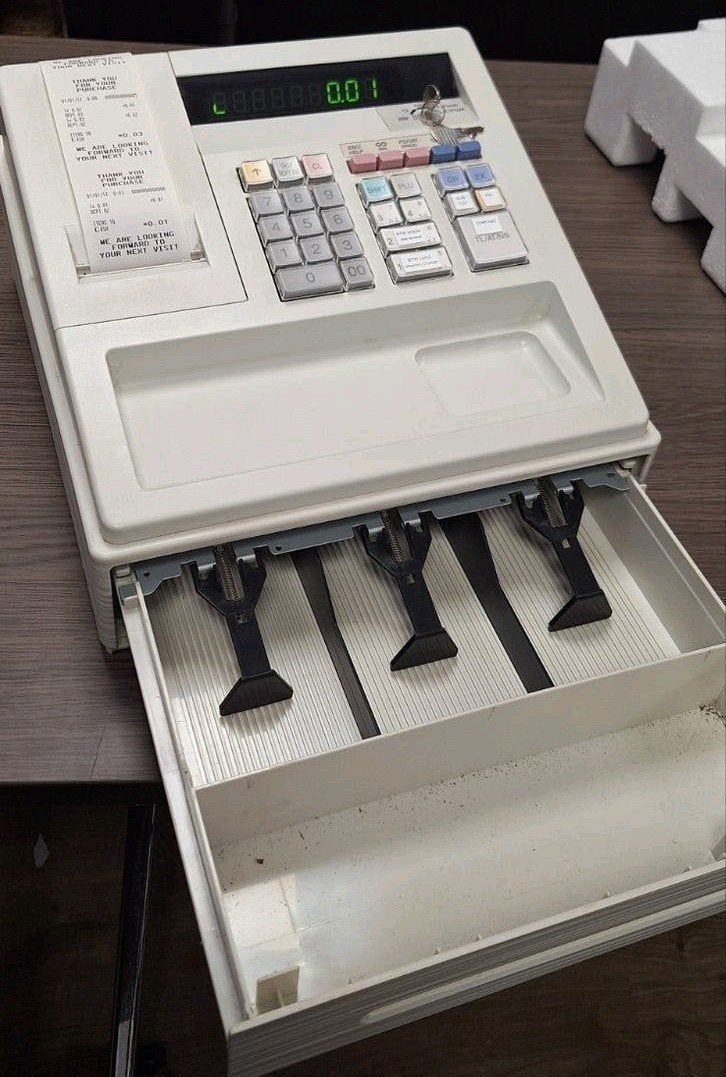 Sharp XE-A137 Kassa + 15 kassarollen thermische bonprinter, Ophalen of Verzenden