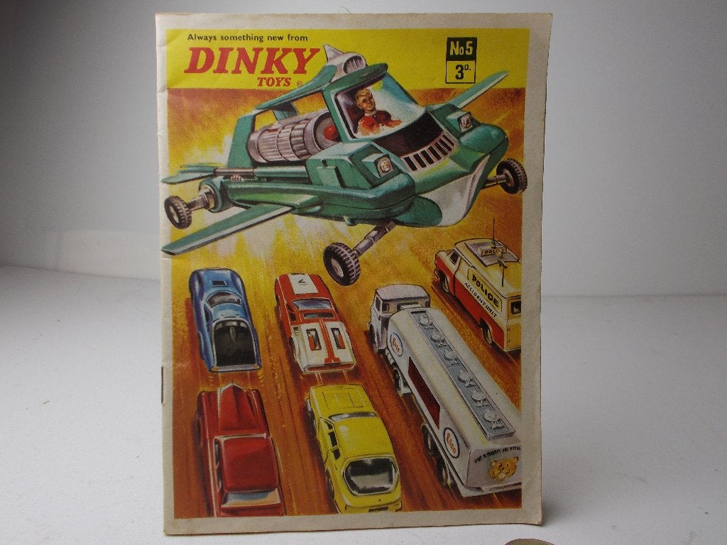 1969 Dinky Toys Catalogus No. 5. 24 Pagina's! I.g.st. (-M-), Hobby en Vrije tijd, Ophalen of Verzenden, Zo goed als nieuw, Overige typen