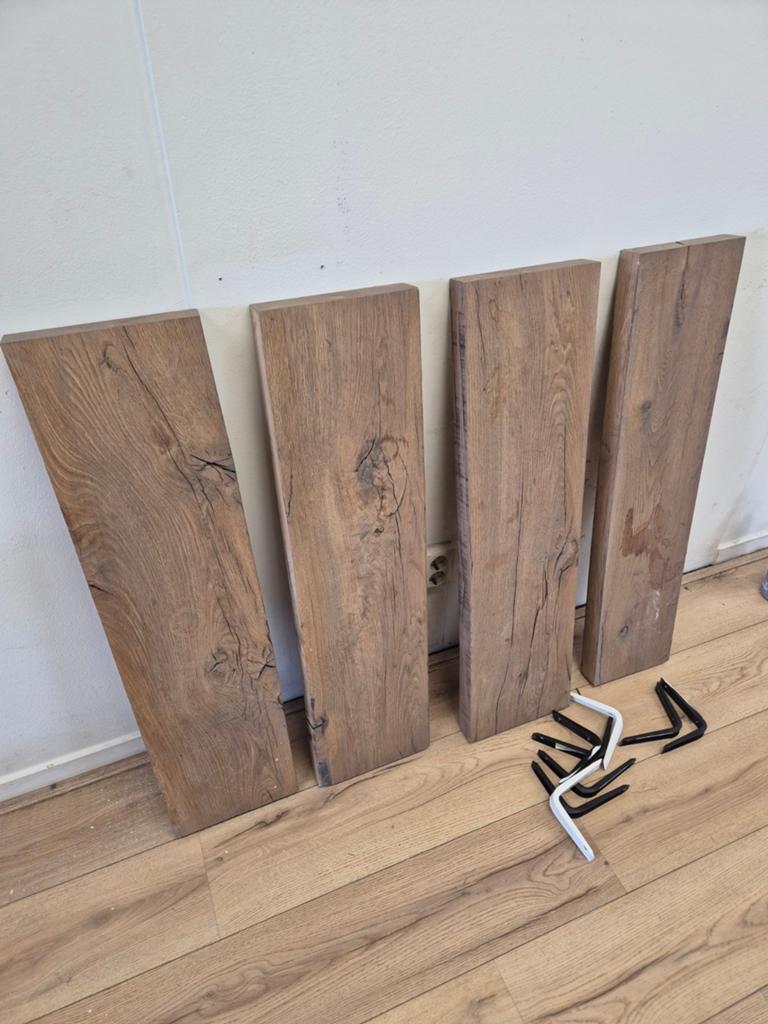 4 eikenhouten planken 900x230x50mm, Ophalen