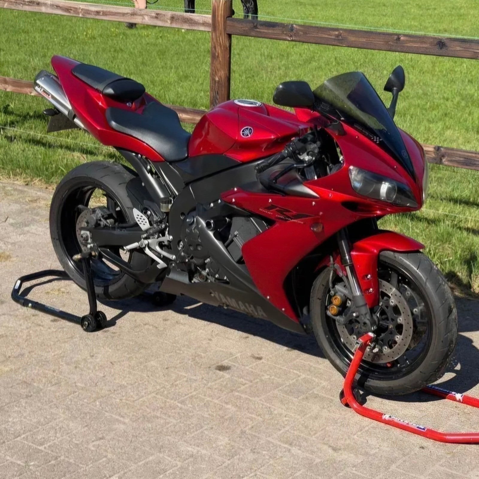 Yamaha YZF-R1 Sportmotor onderhoud aanwezig sportuitlaat, Sportuitlaat, 4 cilinders, Motorrijbewijs A, Gebruikt