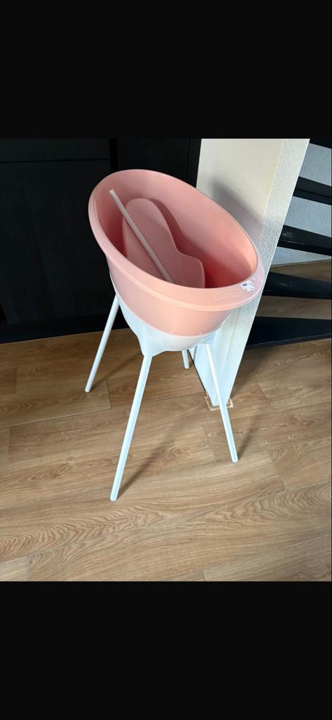 Luma Baby Badje met Standaard - Roze, Overige merken, Ophalen of Verzenden, Zo goed als nieuw, Badje