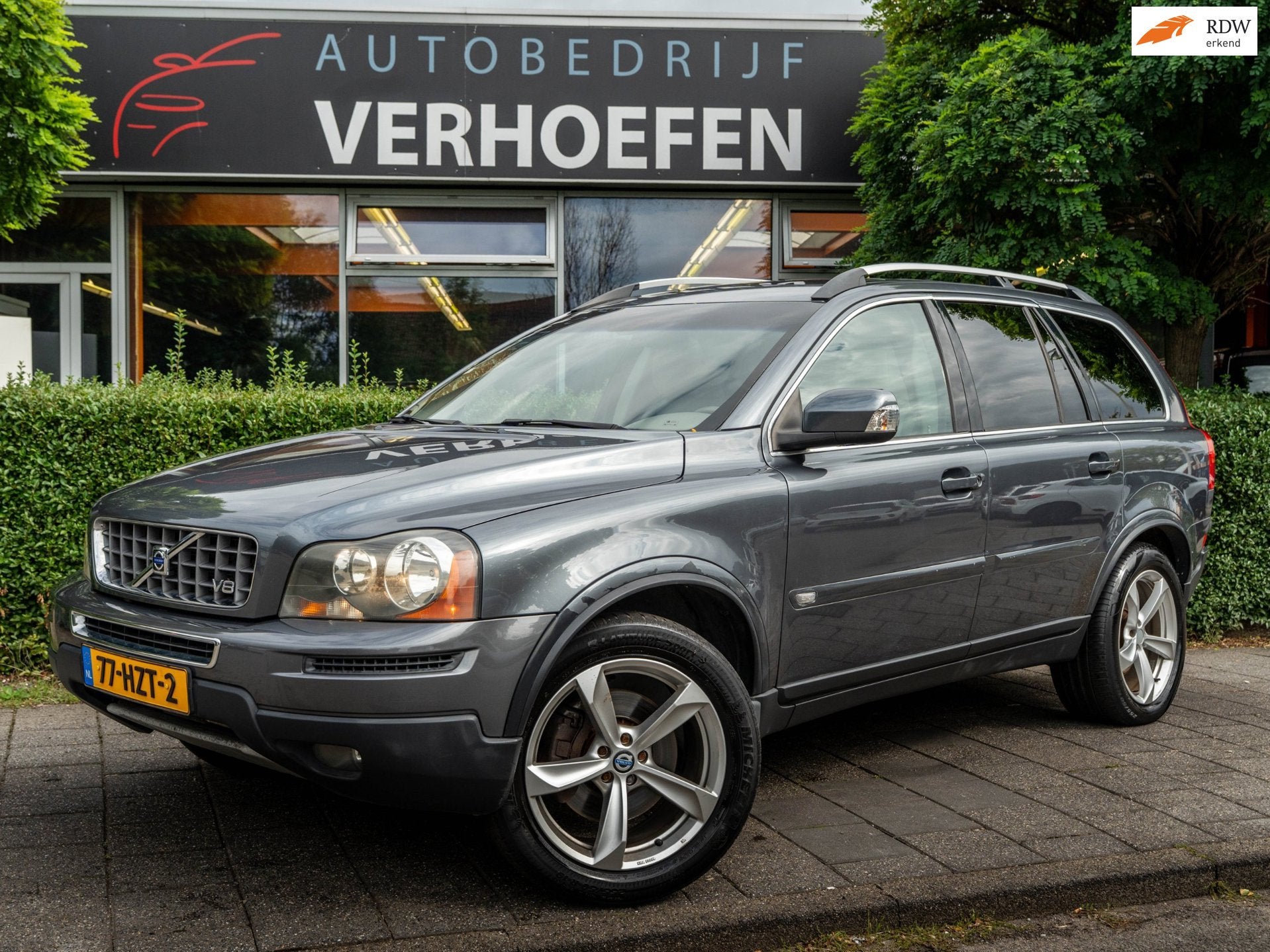 Volvo XC90 4.4 V8 Momentum 7PERS - AUTOMAAT - PARKEER CAMERA, 8 cilinders, Automatische klimaatregeling, 138 €/maand, 316 pk
