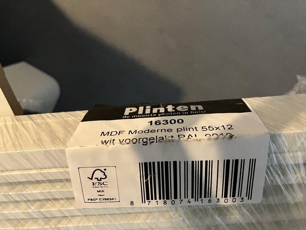 7x High tac plintenKit + 11 plinten, Ophalen, Nieuw, Mdf, 200 tot 250 cm