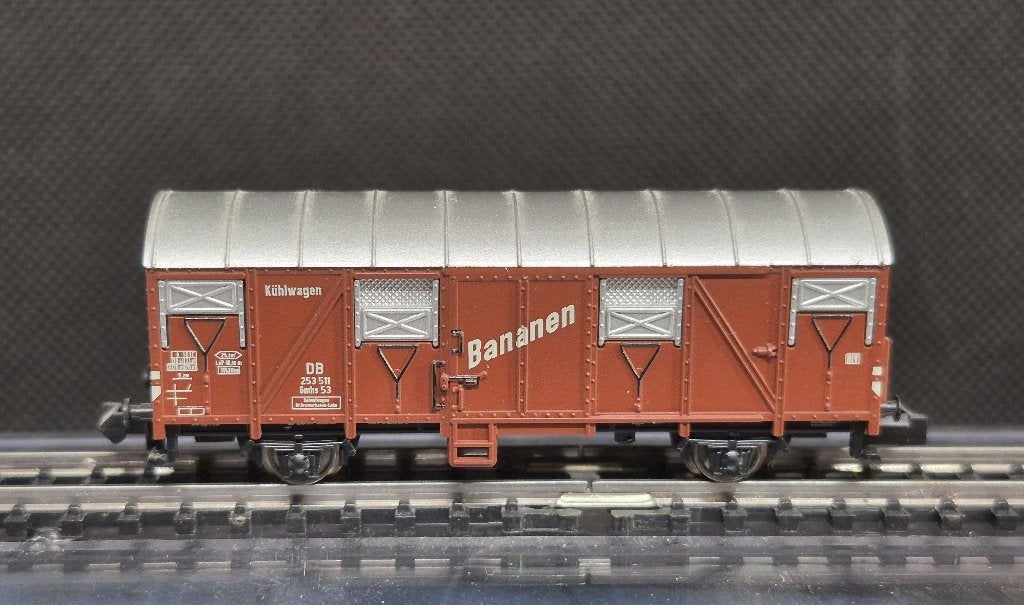Minitrix 15041 - gesl.goederenwagen Gmhs53 'Bananen' (16272), Gebruikt, Gelijkstroom, Trix, Wagon