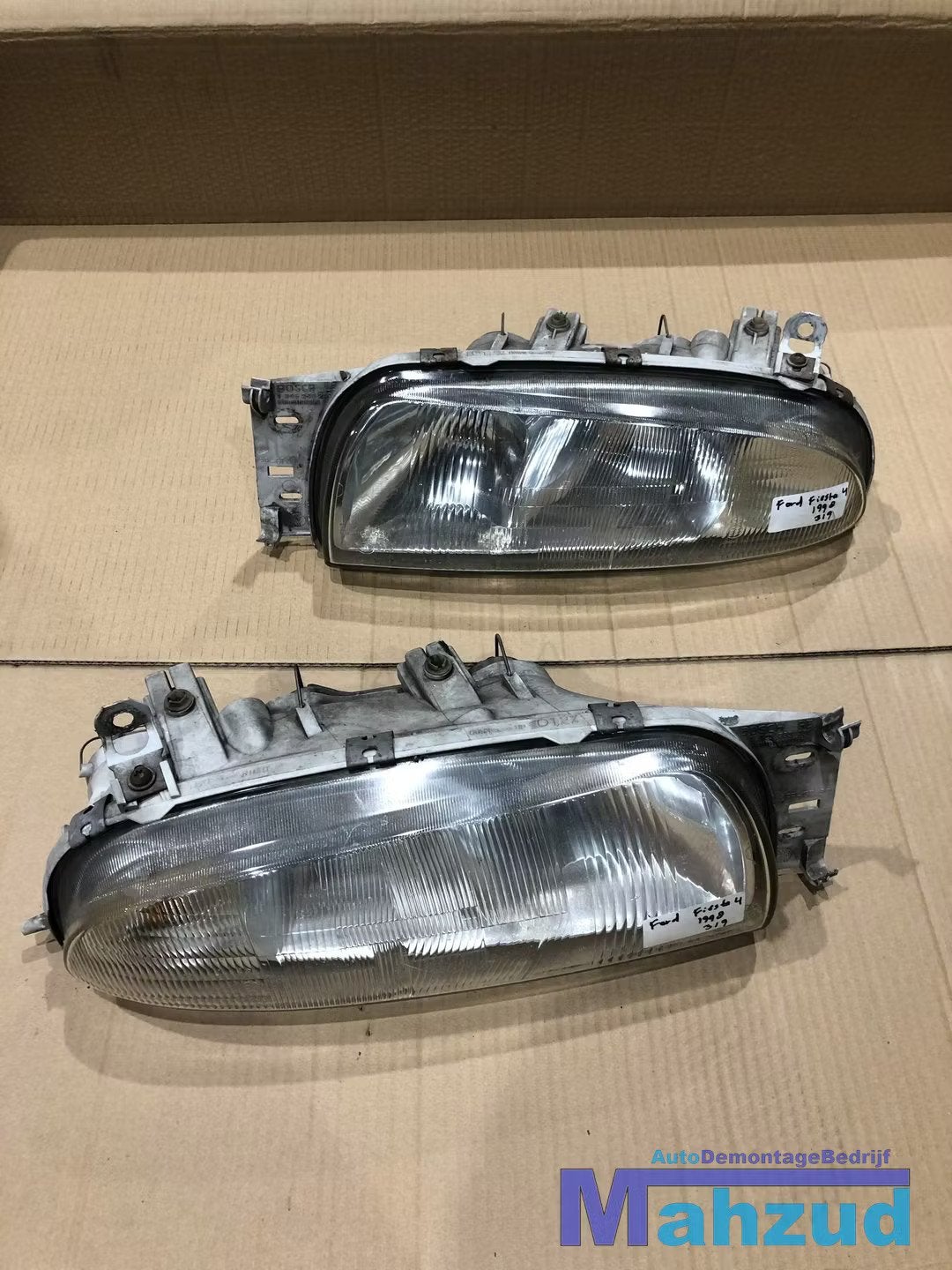 1998 FORD FIESTA 4 koplamp links rechts set, Gebruikt, Info@ford.com, Ophalen of Verzenden, Ford