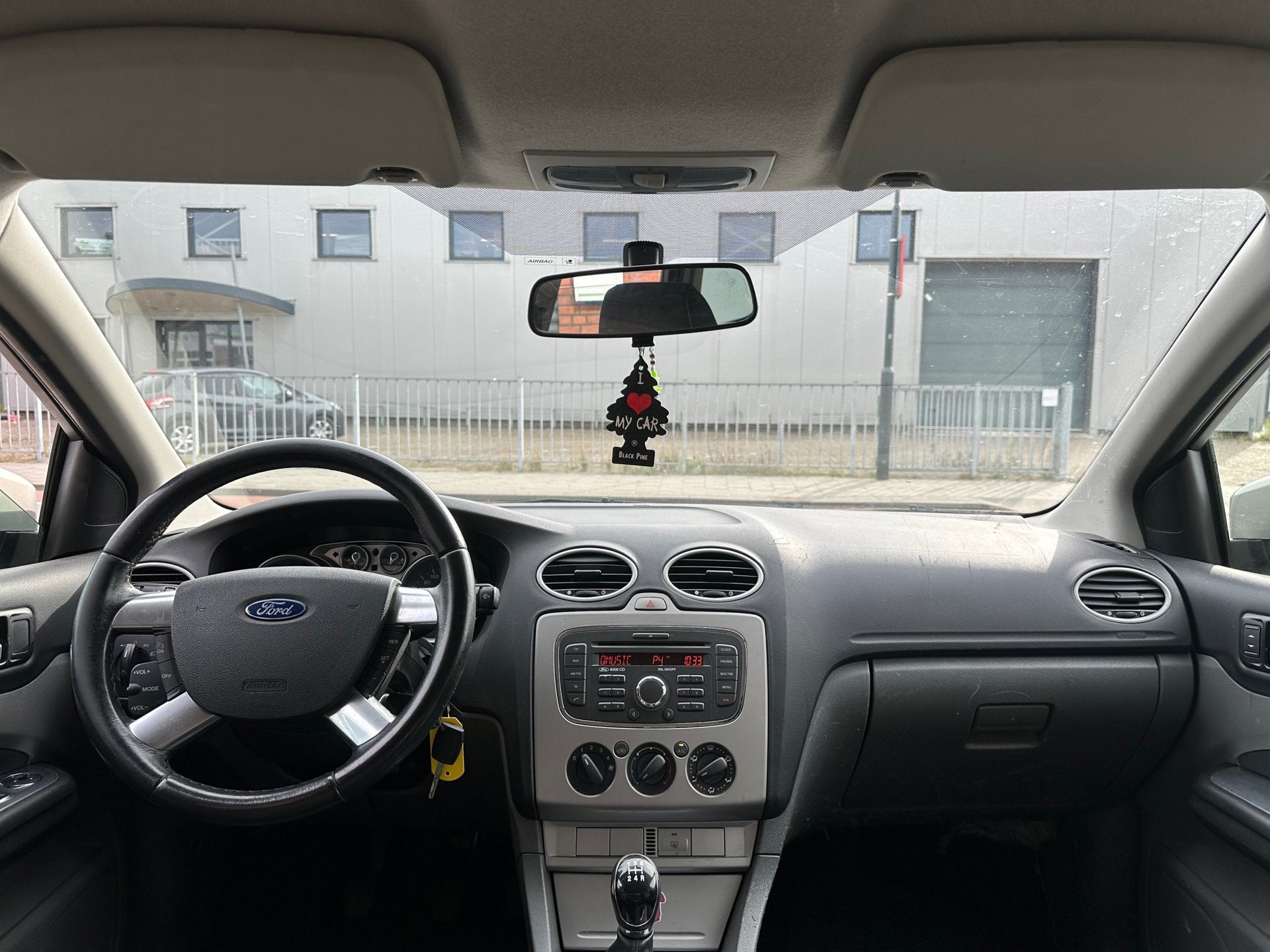 Ford Focus Wagon 1.6 Comfort / Airco / NAP / LM, Auto's, Gebruikt, 4 cilinders, Met garantie (alle), 635 kg