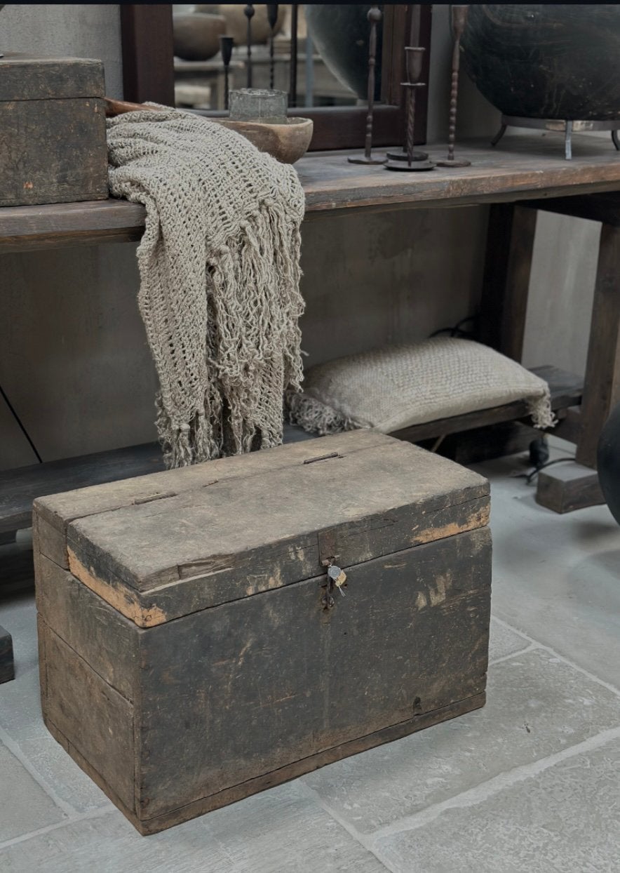 Antieke oud houten kist Hoffz, Huis en Inrichting, Ophalen of Verzenden, Overige houtsoorten, 50 tot 100 cm, 5 – 50