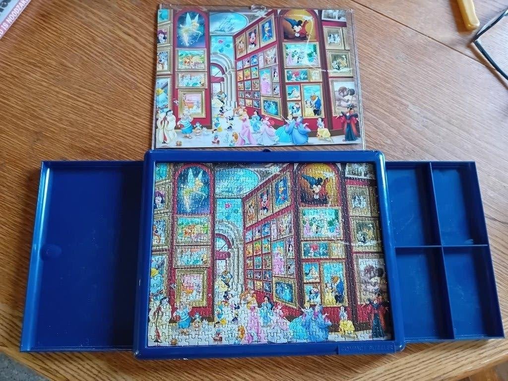 Disney Art Gallery legpuzzel in compacte doos 500 stukjes, Ophalen of Verzenden, Overige figuren, Zo goed als nieuw, Beeldje of Figuurtje