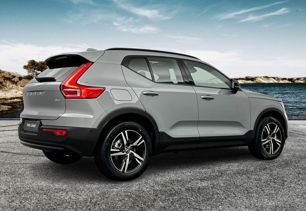Foto 2 van Volvo XC40 B4 197PK Plus Dark | Pano | 360 camera | Luxe bek