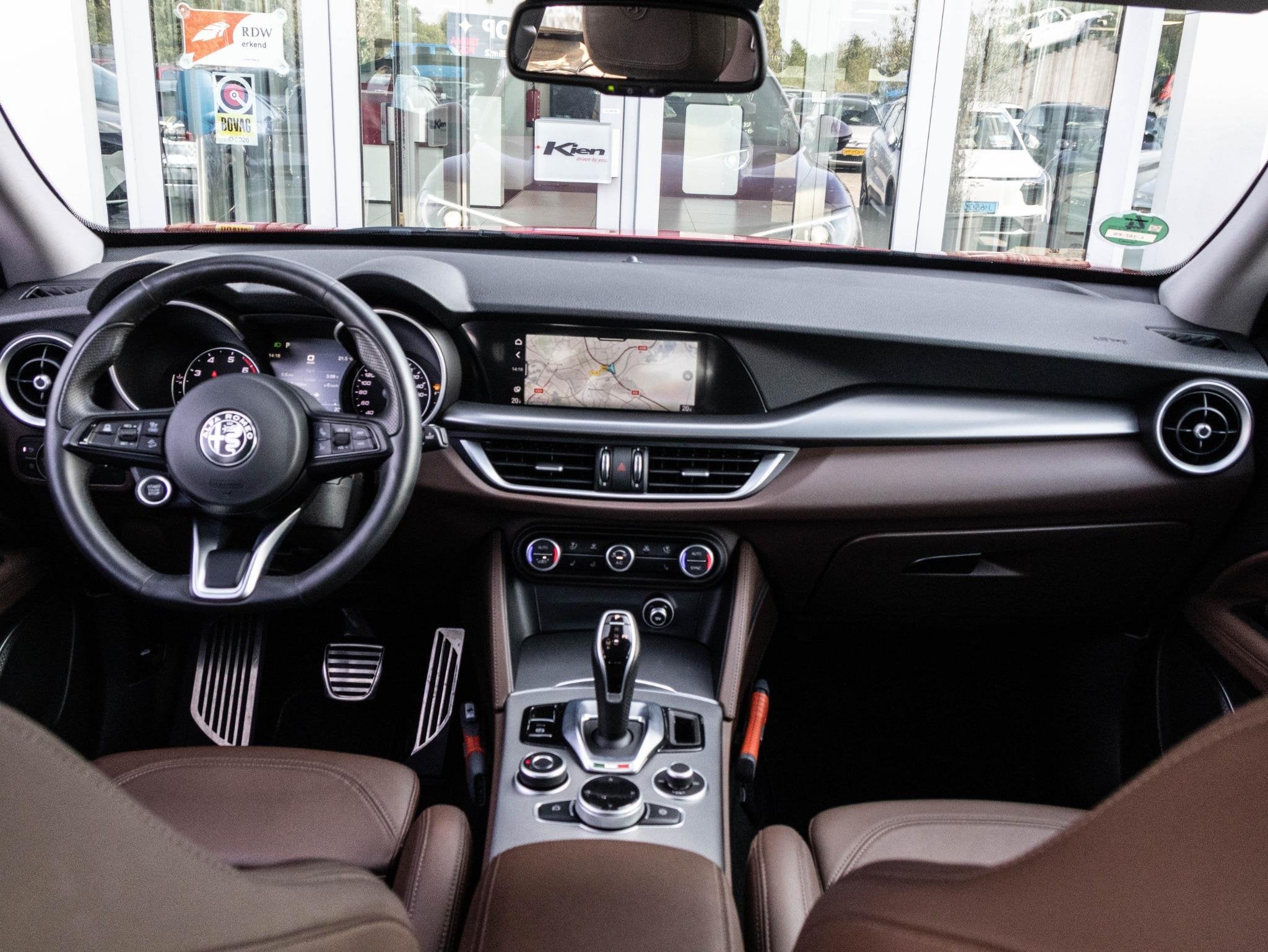Alfa Romeo Stelvio 2.0 T AWD Q4 | Veloce Interieur | Memory, Auto's, 4 cilinders, 1655 kg, Vierwielaandrijving, 1600 kg