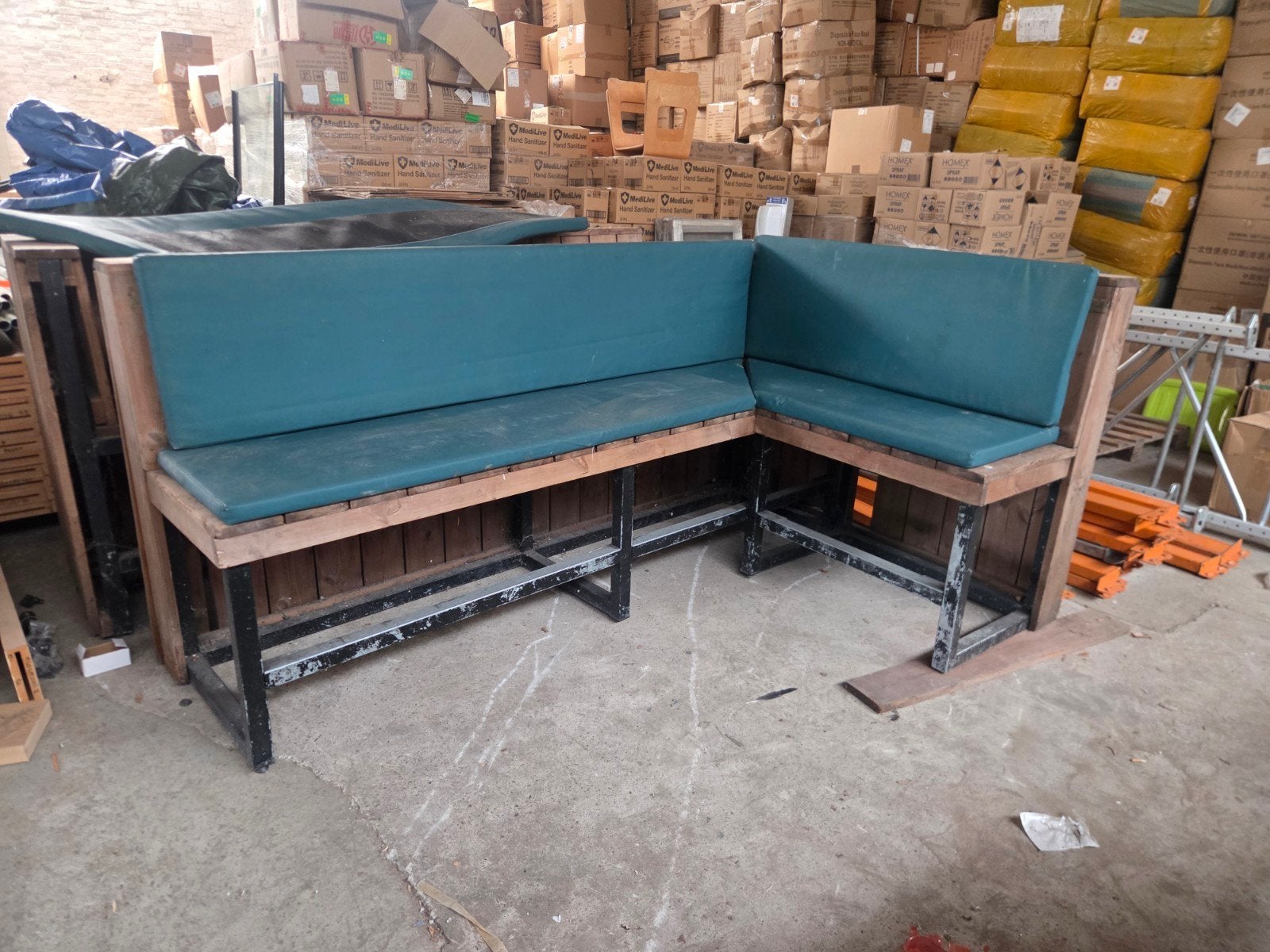 2x Robuuste buiten hoekbank met kussens - Ideaal voor horeca, Ophalen, Gebruikt, Stof, Industrieel, Robuust, Horeca