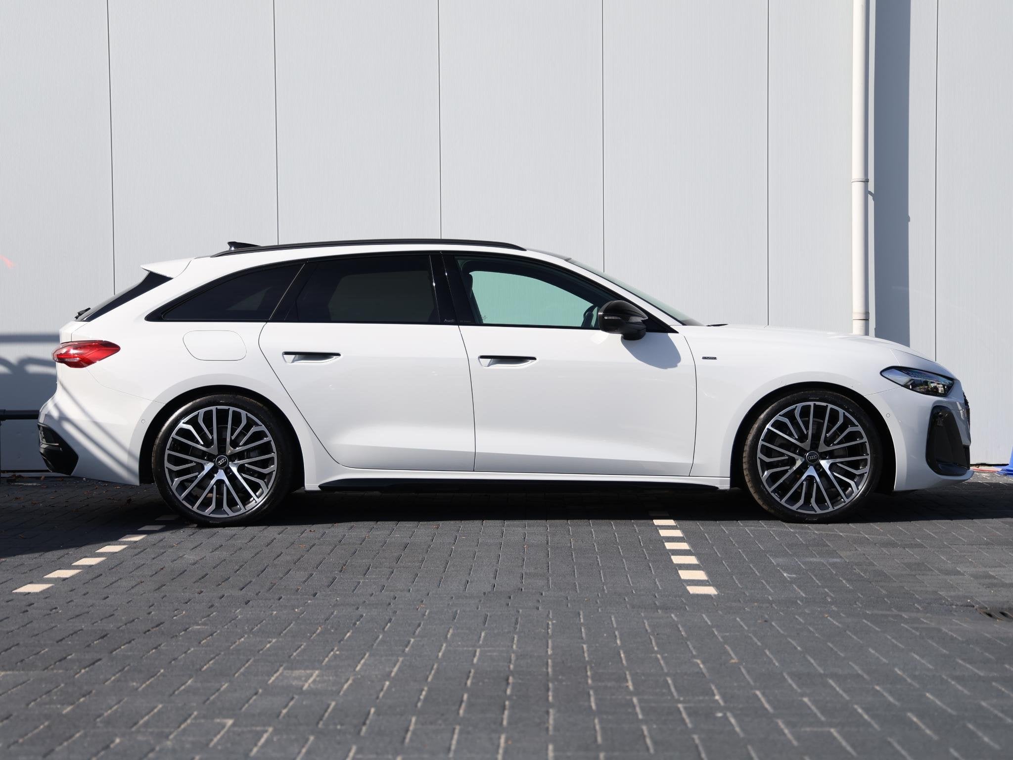 Audi A5 Avant 2.0 e-hybrid quattro S edition 367 PK | Pano |, Auto's, Automaat, Gebruikt, 4 cilinders, 1984 cc