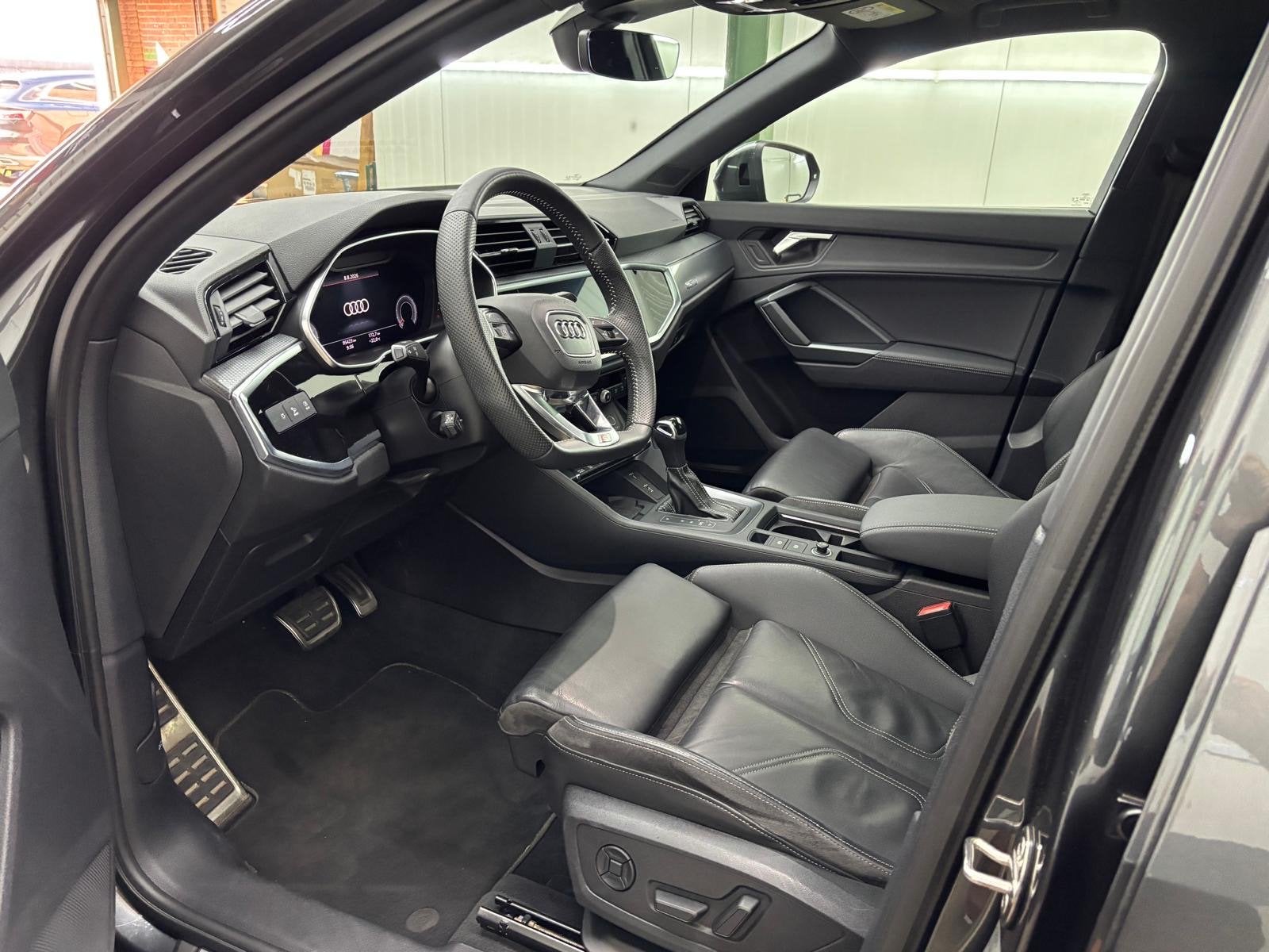 Audi Q3 35 Tfsi 150pk S Tronic 2020 Grijs, 4 cilinders, 1505 kg, 14 km/l, Te koop