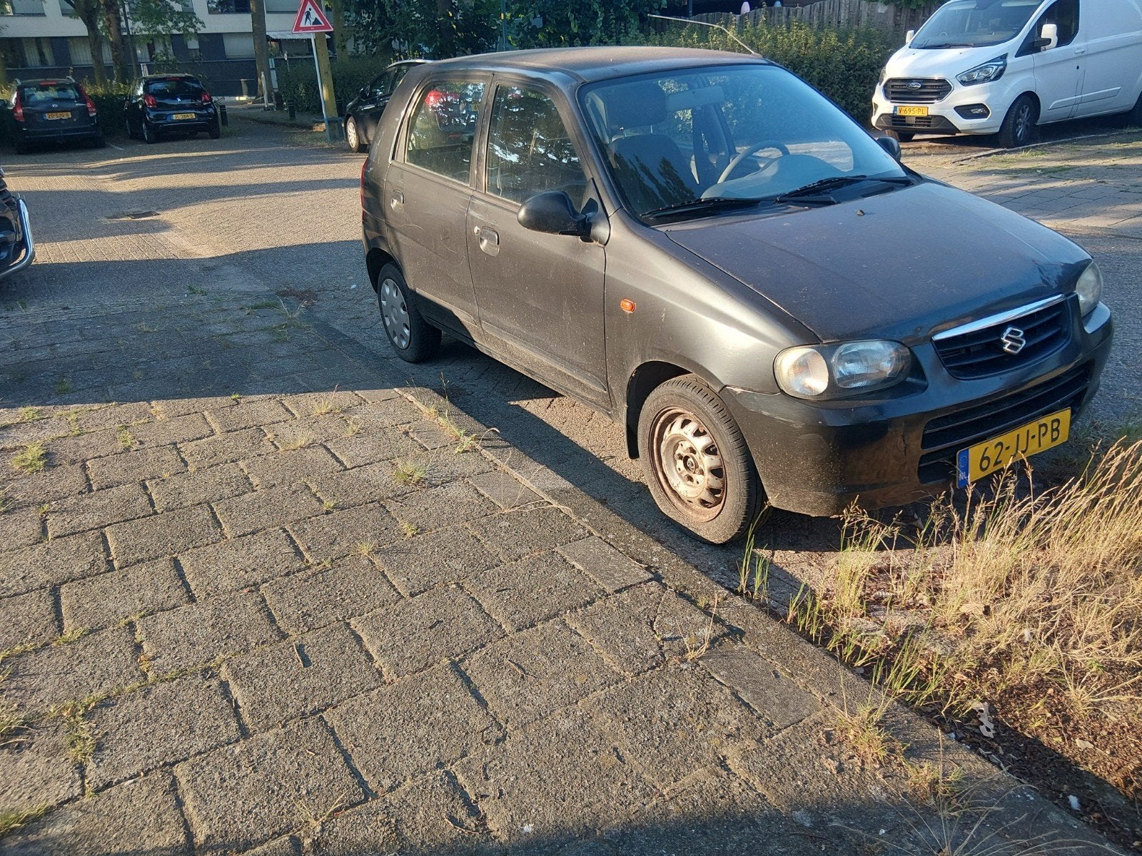 Suzuki Alto 1.1 2002 Zwart, Voorwielaandrijving, 750 kg, 4 cilinders, 4 stoelen