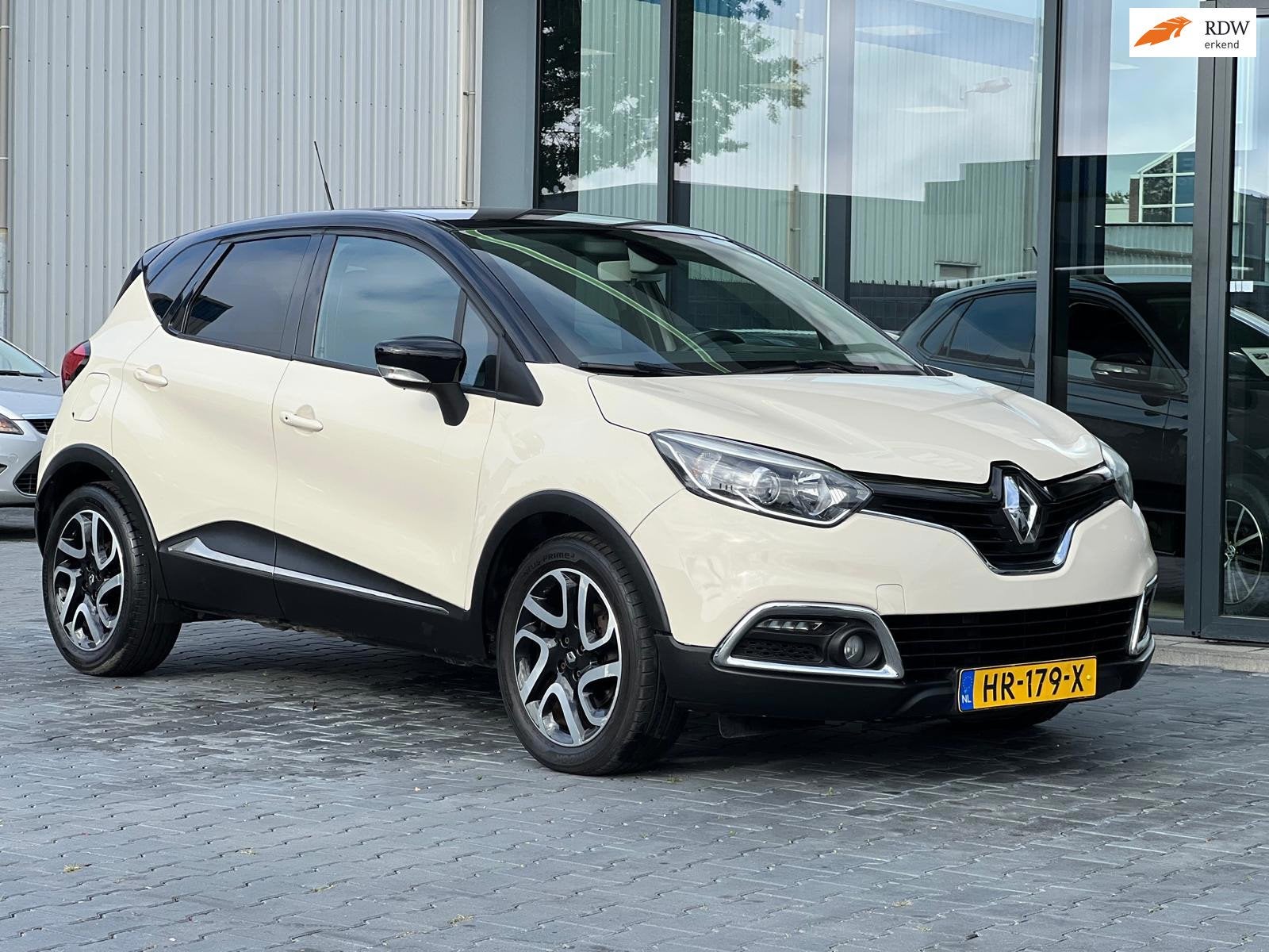 Renault Captur 1.2 TCe DYNAMIQUE AUTOMAAT NAVI, Auto's, Euro 5, Stof, 4 cilinders, Wit