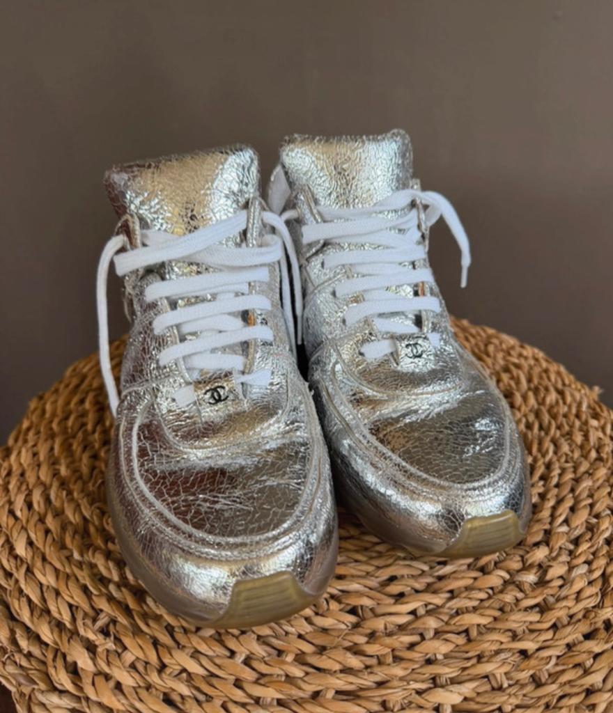 Chanel sneakers 40, Kleding | Dames, Overige kleuren, Ophalen of Verzenden, Sneakers of Gympen, Zo goed als nieuw